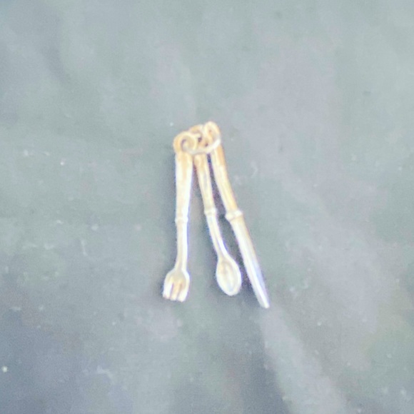 Sterling silver charm - Picture 1 of 1